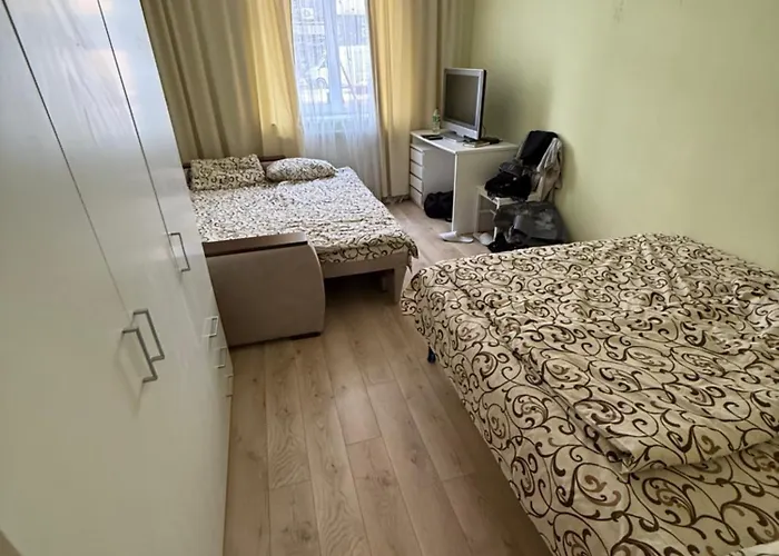 House вул зелена 204 новобуд Apartment